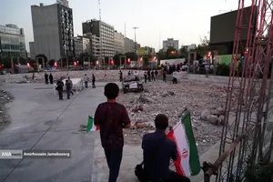 اجرای موسیقی آذری در میدان هفت تیر تهران