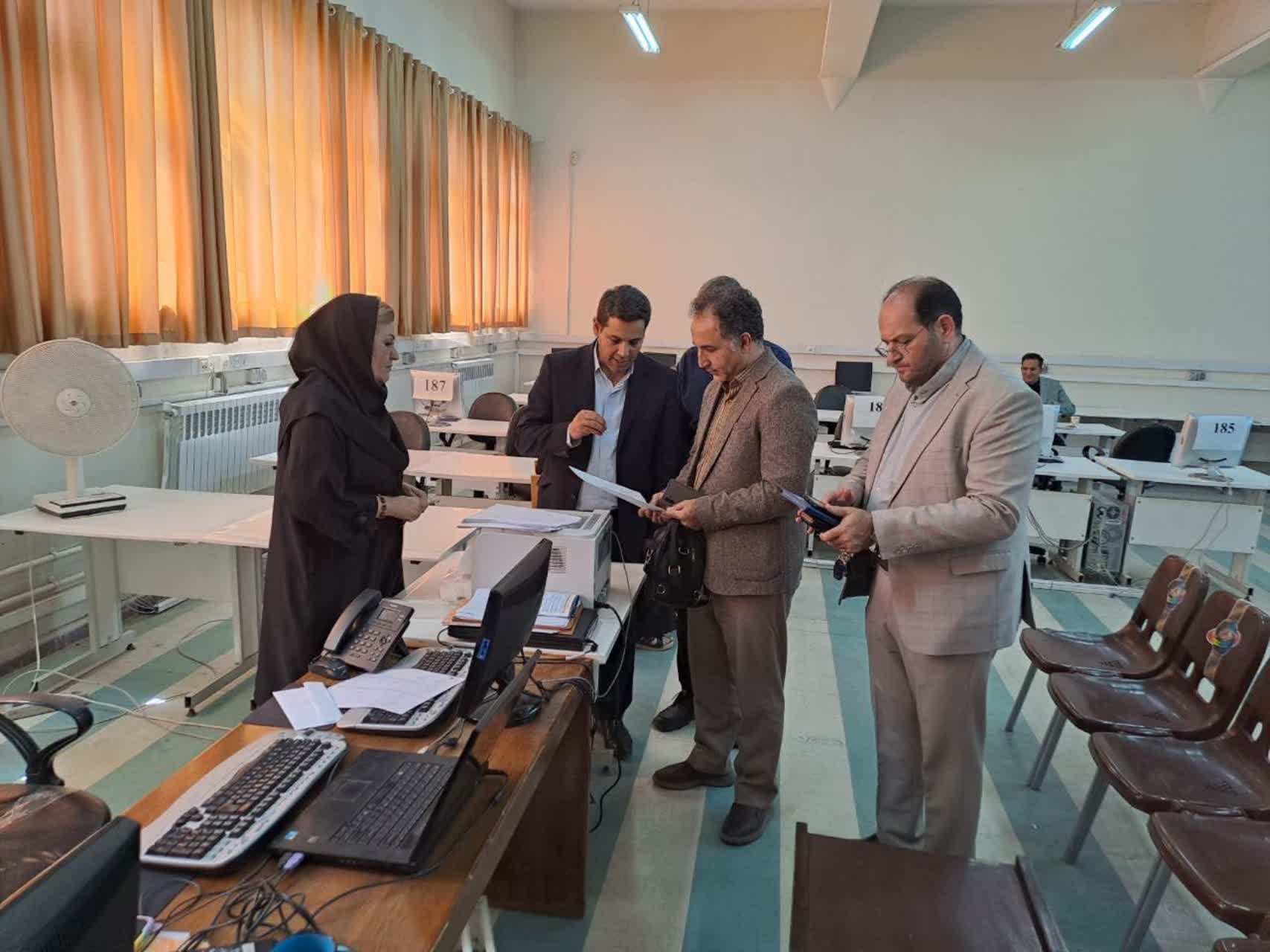 آموزش؛ خاکریز اول دانشگاه‌ها/ بازدید از روند ثبت‌نام نودانشجویان