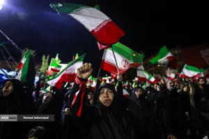 اجتماع مردمی در حمایت از رزمندگان اسلام و بیعت با رهبری و محکومیت حملات وحشیانه صهیونیستی - آمریکایی با حضور مردم انقلابی و شهیدپرور در میدان شهدا تهران