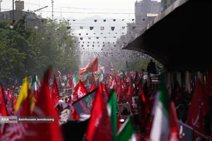 تشییع پیکر مطهر آقای شهید ایران و خانواده ایشان