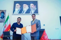 امضای تفاهم‌نامه فدراسیون کشتی و باشگاه پرسپولیس