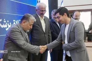 تقدیر از مدال آوران هفدهمین دوره المپیاد پزشکی دانشگاه آزاد اسلامی