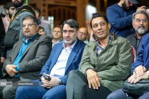اجتماع خانواده دانشگاه آزاد اسلامی در تجدید بیعت با رهبر انقلاب