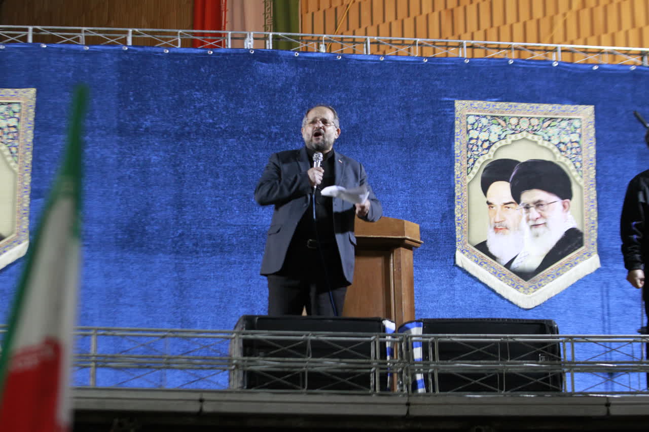 استان مرکزی؛ مهد نخبگان و سنگر دفاع مقدس؛ از امام خمینی(ره) تا پروفسور حسابی استان مرکزی؛ مهد نخبگان و سنگر دفاع مقدس؛ از امام خمینی(ره) تا پروفسور حسابی