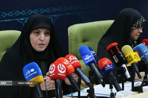 دکتر فریده اولاد قباد معاون تعاون و امور اجتماعی بنیاد شهید در نشست خبری تخصصی تشریح عملکرد 