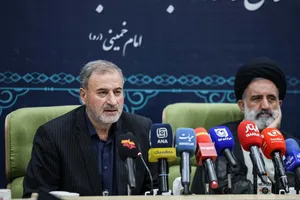 آیین تکریم خبرنگاران حوزه ایثار و شهادت