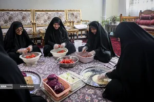 زنان ایران، پای کار مقاومت