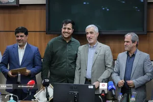 نشست خبری مهدی پیرصالحی رئیس سازمان غذا و دارو
