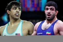 کشتی قهرمانی جهان|برد دوباره تیلور مقابل ایرانی‌ها، فینالیست شدن والنسیا با نسخه جادوگر؛ شکست سنگین کامران قاسم‌پور