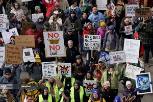 قیام&zwnj; مردم آمریکا علیه ترامپ