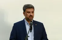 تأمین برق صنایع از بورس انرژی ادامه دارد/ عرضه اختصاصی برق پتروشیمی‌ها از مردادماه