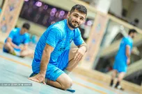 شکست ناصرپور به گومی و انصراف ناصر علیزاده از مبارزه با حریف قزاق/ صعود پویا دادمرز به نیمه‌نهایی