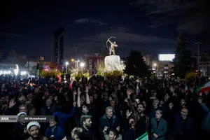 مراسم عزاداری در سوگ رهبر شهید انقلاب - میدان ونک