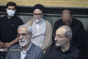 حجت الاسلام سیداسماعیل خطیب، وزیر اطلاعات در مراسم گرامیداشت سرلشکر شهید مهدی ربانی و سرلشکر شهید غلامرضا محرابی معاونان سابق اطلاعات و عملیات ستاد کل نیروهای مسلح