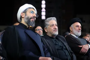 اجتماع خانواده دانشگاه آزاد اسلامی در تجدید بیعت با رهبر انقلاب