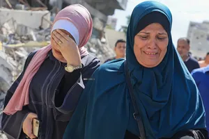 خاکسپاری 105 شهید در غزه