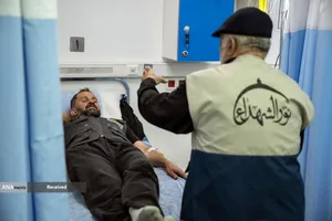 خدمت&zwnj;رسانی بیمارستان سیار برکت در عمود ۹۸۹ طریق الحسین