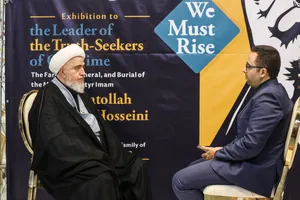 گفتگو با مهمانان خارجی آیین بدرقه آقای شهید ایران، رهبر شهید انقلاب
