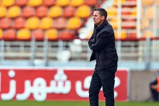 اوسمار: نتایج سینوسی پرسپولیس دغدغه ماست/ محمودی دستمزد بازی خوبش را گرفت+فیلم