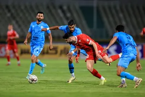 دیدار تیم&zwnj;های فوتبال پرسپولیس - چادرملو
