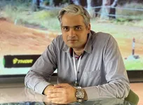 تقویت کادر فنی تیم رباتیک دانش‌آموزی با استفاده از مربی خارجی