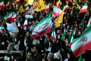 اجتماع مردمی در حمایت از رزمندگان اسلام