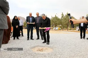  بازدید دکتر رنجبر و حجت&zwnj;الاسلام&zwnj;والمسلمین خسروپناه از مراکز فناوری و تحقیقاتی دانشگاه آزاد اسلامی واحد اصفهان 