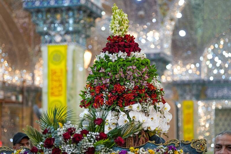 ضریح حرمین سامرا گل‌آرایی شد