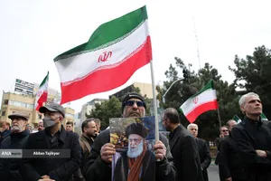 اجتماع دانشگاهیان دانشگاه آزاد اسلامی در سوگ رهبر شهید انقلاب و محکومیت تجاوز صهبونیستی و آمریکایی به کشور