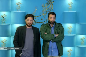 دانش اقباشاوی کارگردان در مهاجر توحیدپرست تهیه کننده در فتوکال فیلم سینمایی اسفند