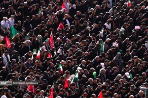 مراسم اقامه نماز بر پیکر امام شهید امت
