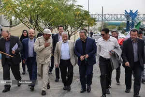 آیین استقبال از دانشجویان در دانشگاه آزاد اسلامی 