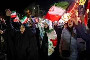 مراسم عزاداری در سوگ رهبر شهید انقلاب - میدان تجریش