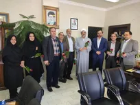 معلمان و استادان پایه‌گذاران سرنوشت یک ملت هستند