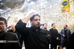 تشییع و تدفین پیکر مطهر دانشمند هسته&zwnj;ای شهید محمدمهدی طهرانچی رییس دانشگاه آزاد اسلامی و همسر گرانقدرش شهیده مژگان قراویری در حرم حضرت عبدالعظیم حسنی(ع)