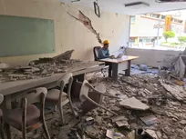 کلاس درس در میان آوار؛ واکنش احساسی یک استاد به ویدئوی دکتر زارعی