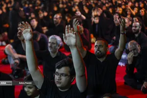 عزاداری دهه اول محرم در هیئت ریحانه الحسین(ع)

