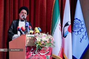 دهمین دوره جایزه ملی ایثار با حضور دکتر بیژن رنجبر 