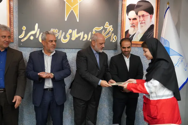 فعالیت‌های داوطلبانه هلال احمر سرمایه معنوی دانشگاه آزاد است