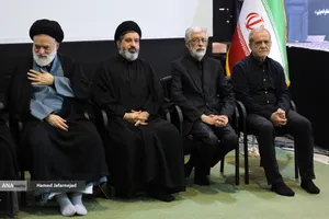 مراسم چهلم &laquo;رهبر شهید انقلاب&raquo; در تهران
