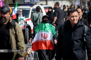 تشییع پیکر شهیدان لاریجانی، سلیمانی و شهدای ناو دنا
