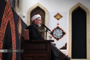 مراسم عزاداری شام غریبان حسینی (ع) در حسینیه امام خمینی