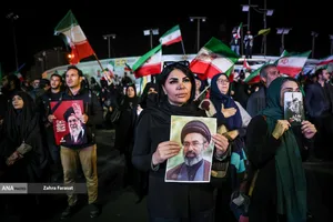 اجتماع مردمی در حمایت از رزمندگان اسلام