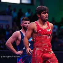 یک حذف و یک فینالیست برای مربی ایذه‌ای/ کشتی‌گیر ایرانی ۸۲ کیلوگرم از دور رقابت‌ها کنار رفت