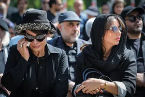 مراسم تشییع پیکر &laquo;بهروز رضوی&raquo; 
