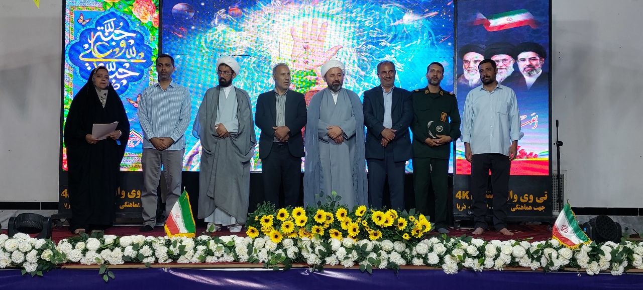 اطعام غدیری ۸۰۰ مهمان و نورافشانی در روستای «شمس‌آباد»؛ یادی از دانش‌آموزان شهید میناب+ فیلم