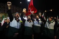 اجتماع مردمی در حمایت از رزمندگان اسلام - میدان شهدا