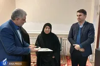 دیدار رئیس مرکز شاهد و ایثارگران دانشگاه آزاد با خانواده شهید عبدی‌زاده
