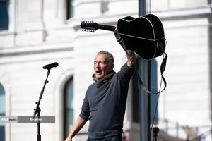  اعتراضات ضد جنگ بر علیه دوناد ترامپ در سراسر ایالات متحده آمریکا و کشورهای اروپایی با عنوان &laquo;نه به پادشاهی&raquo; آغاز شد. 