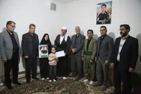 دیدار مسئولان استانی دانشگاه آزاد اسلامی با خانواده دانش آموخته شهید مرکز روانسر 
